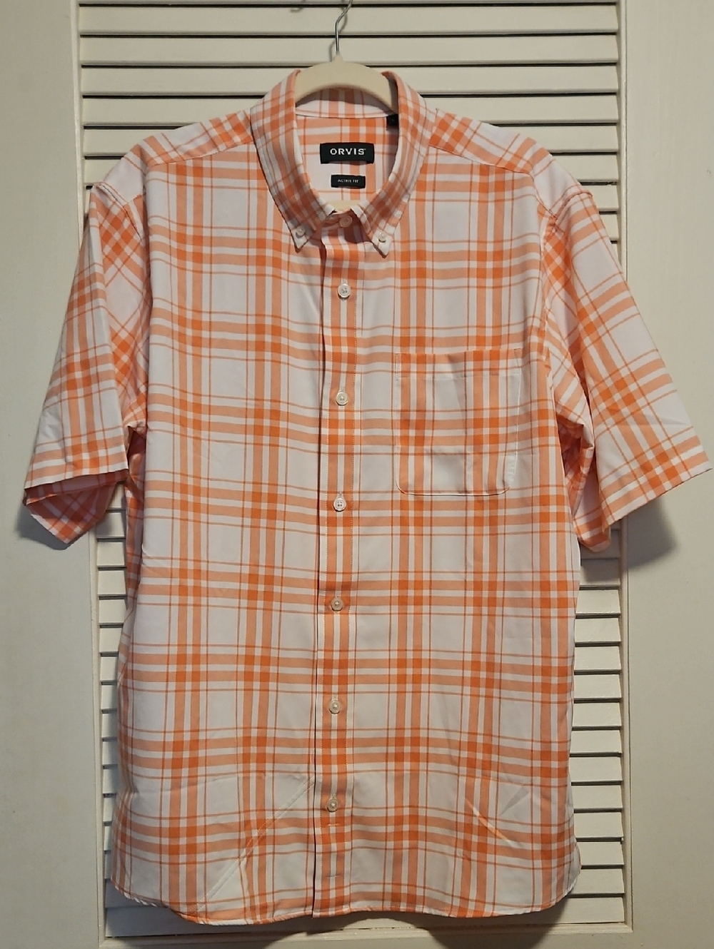 Orvis Men’s Orange and White Plaid Short-Sleeve Button-Down Shirt